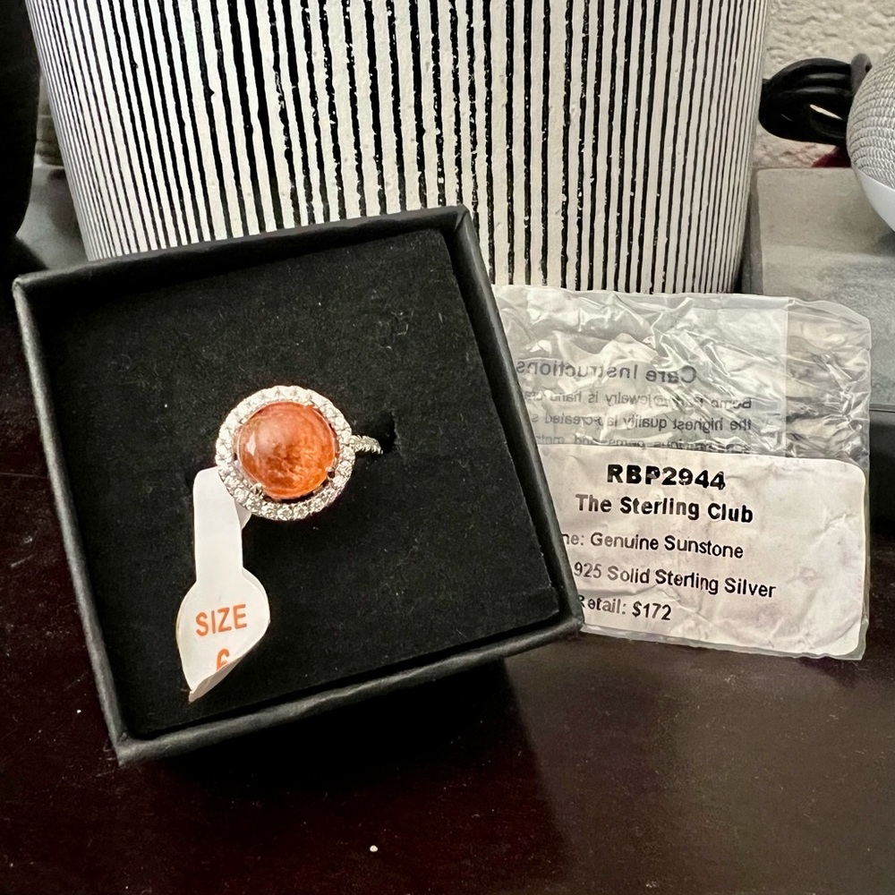Size 6 // Ring Bomb Party - RBP2944 Sterling